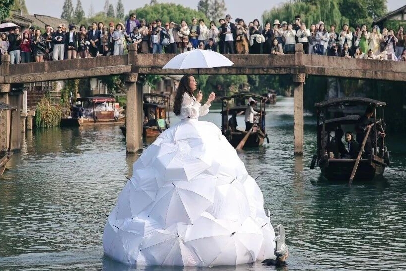 春节活动预告 | 乌镇戏剧节嘉年华剧团盲盒返场！